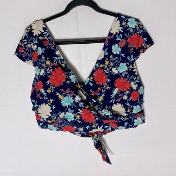 5/$25 Old Navy Navy Blue Red Floral Print Wrap Bikini Top Swim Top 2XL - Picture 11 of 11